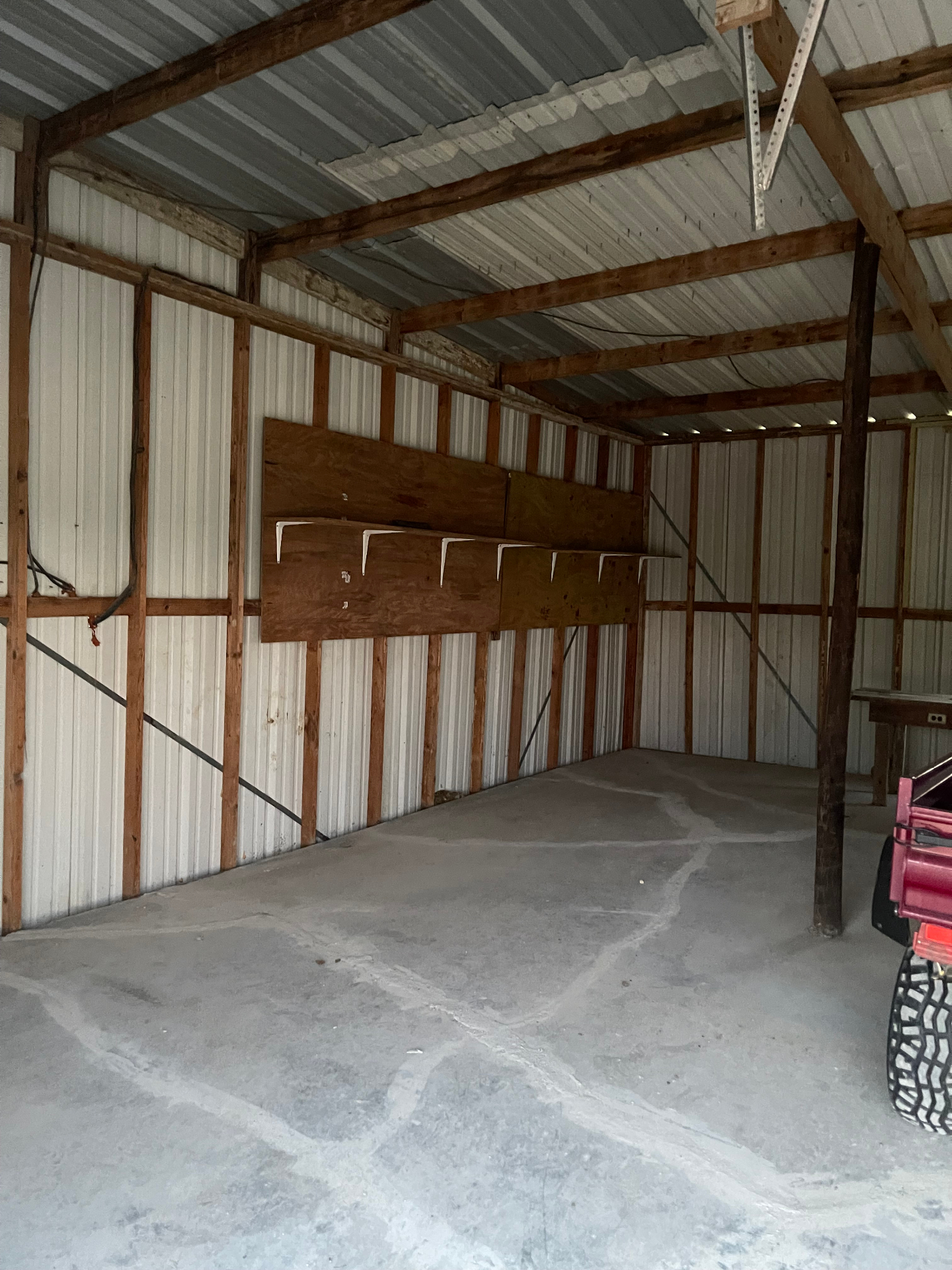Mechanic shop photo
